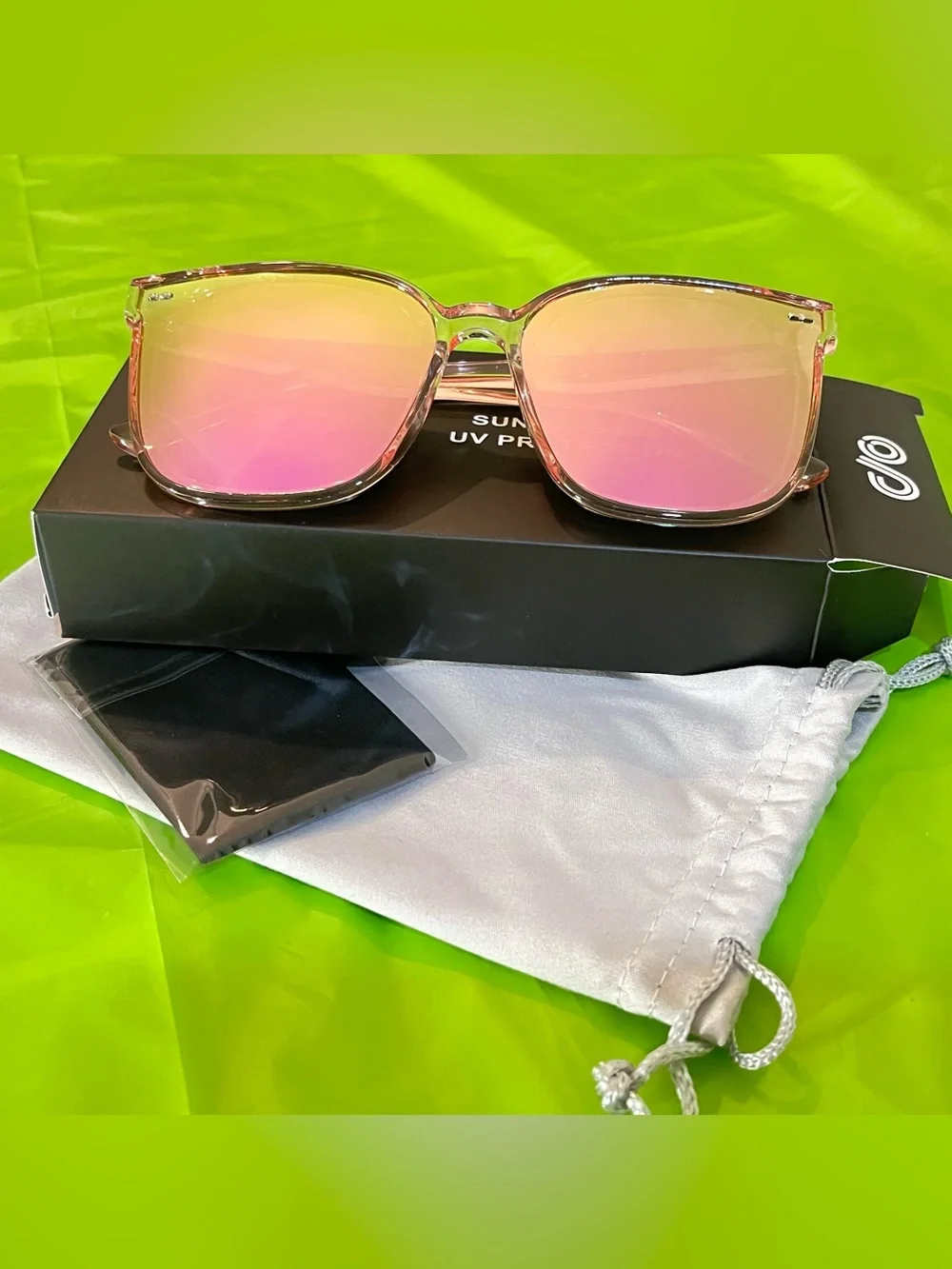 N/A trendy sunglasses